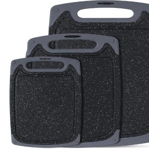 ROTTOGOON Black Plastic Chopping Board Set – 3 Piece with Juice Groove